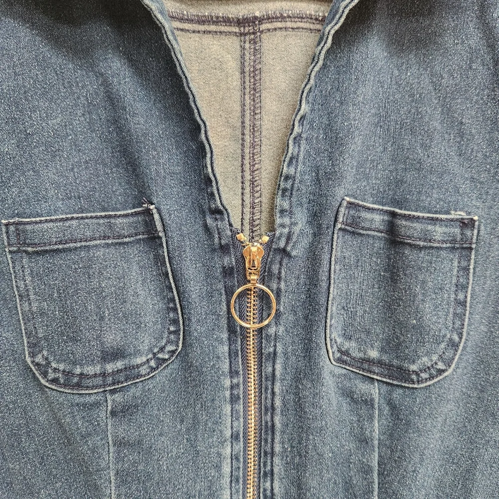 Haute Monde Blue Denim Jumpsuit with Front Zipper - Picture 4 of 9